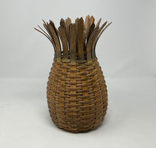 Load image into Gallery viewer, 1970s Boho Pineapple Wicker Basket. Vintage Boho Pineapple Basket.
