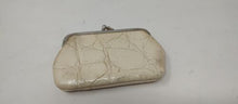 Load image into Gallery viewer, Vintage Ivory Off White Leather Kiss Lock Unbranded Coin Purse 1950&#39;s 1960&#39;s

