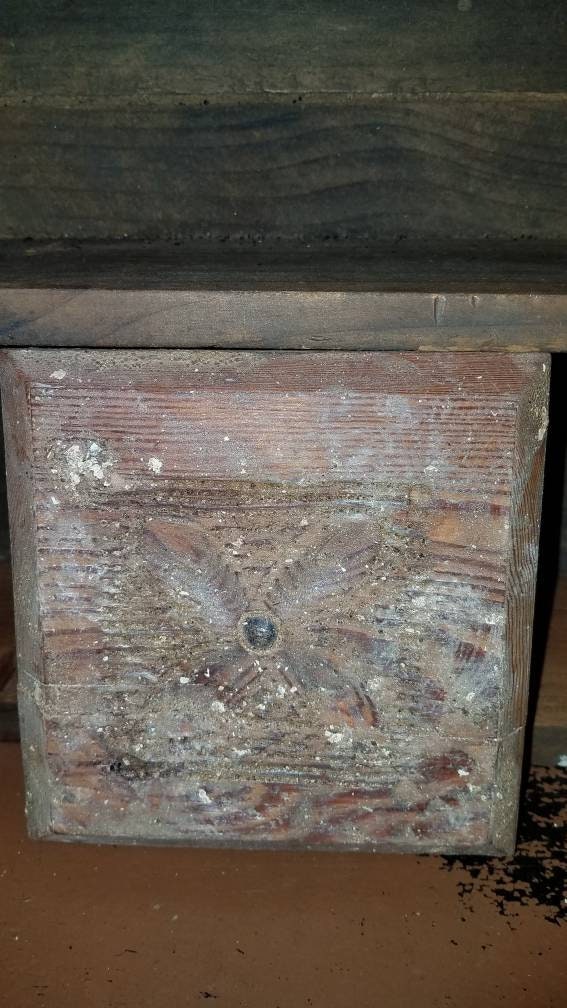 Antique Spoon Carved Wooden Plinth. Victorian Wood Trim Corner Block. Salvaged Molding from Antique Midwestern Farmhouse.