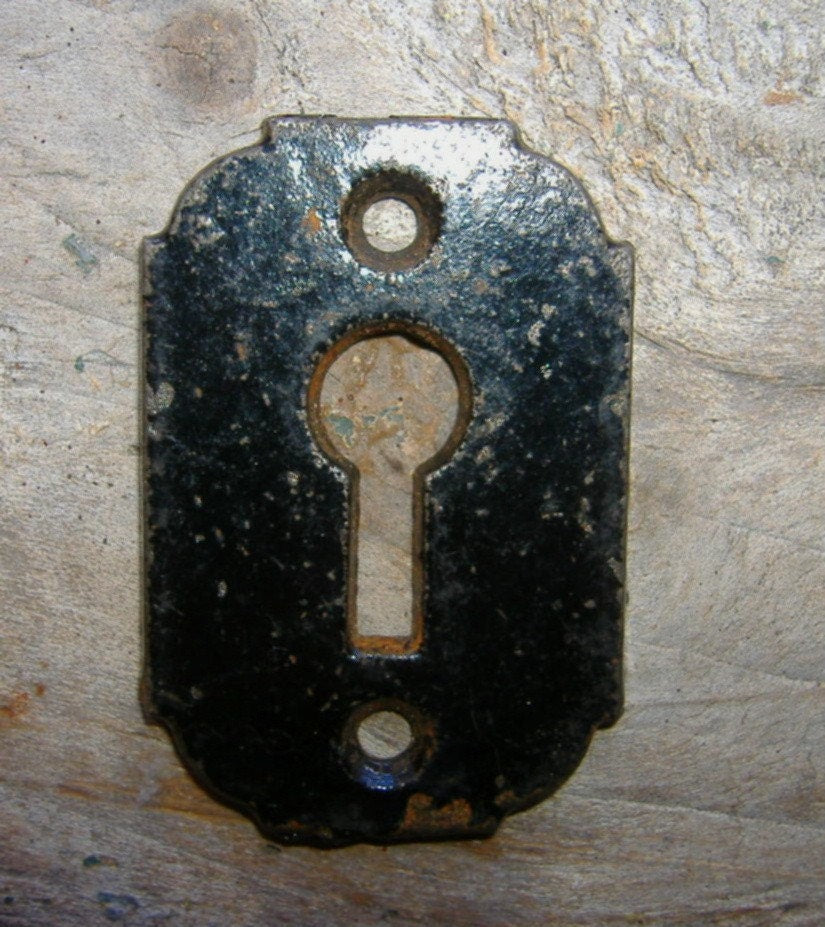 antique cast iron keyhole cover escutcheon key plate hi gloss black finish diy steampunk jewelry