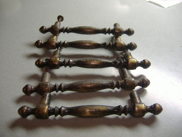 Lot of 5 Vtg Cabinet Handles. Antique Gold Tone Hollywood Regency 1960s Hardware