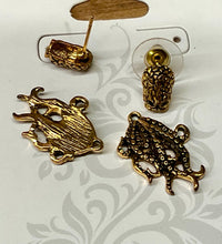 Load image into Gallery viewer, kraken earring jackets in antique gold
