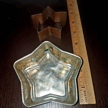 Load image into Gallery viewer, 2 Vintage Star Mold Solid Copper Cookie Cutter. Candle or Soap, Craft Mold. Repurpose as Xmas Ornaments. Assorted Vintage Molds and Cutters - Sloth Candle Co.
