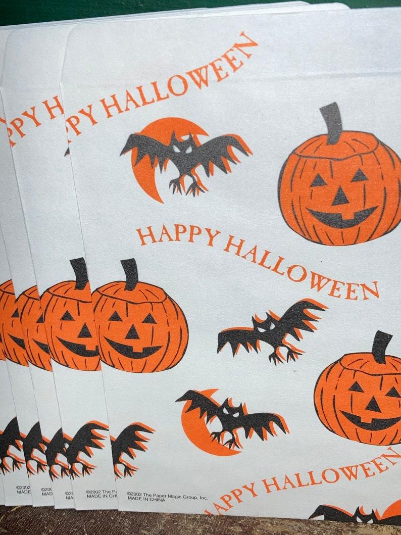 Lot of 10 Halloween Paper Trick or Treat Goodie Bags. Vintage Halloween treat sacks. UNUSED. - Sloth Candle Co.