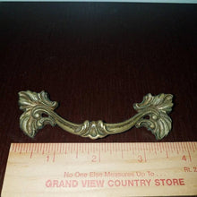 Load image into Gallery viewer, ONE Vintage Solid Cast Brass French Provincial Hollywood Regency Bureau Drawer Handle. Shabby Furniture Hardware. Choice of ONE.
