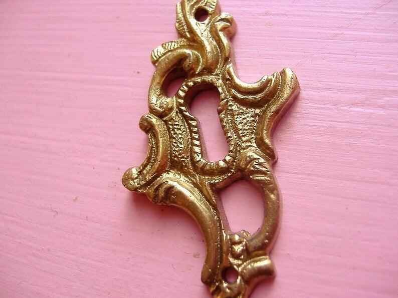 Ornate Hardware Jewelry Making Vintage Solid Cast Brass Shabby Keyhole Cover. Birdhouse Scrapbook Embellishment.