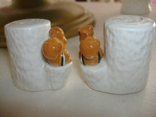 Load image into Gallery viewer, Vtg ADORABLE Autumn Figural Salt and Pepper Shakers. Tree Stump &amp; Chipmunks Thanksgiving Fall

